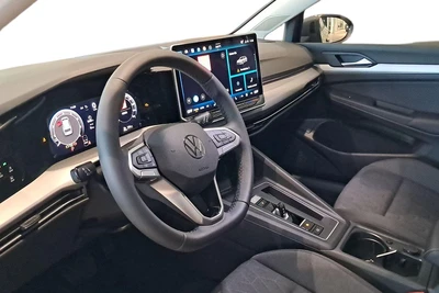 Volkswagen Golf 2026, photo 6/15