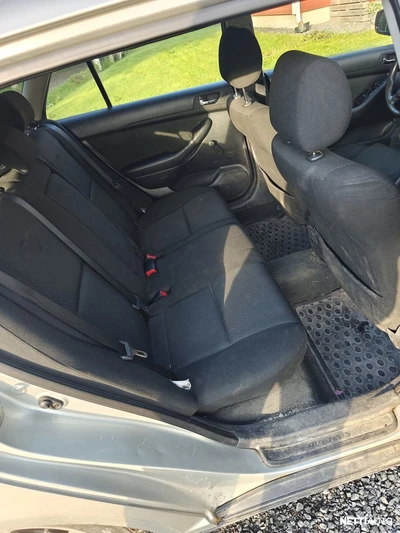 Toyota Avensis 2005, kuva 6/9