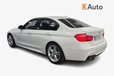 BMW 320 2016, photo 2/15