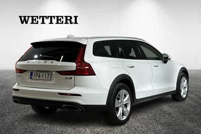 Volvo V60 Cross Country 2021, photo 6/35
