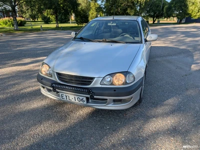 Toyota Avensis 2000, photo 2/16