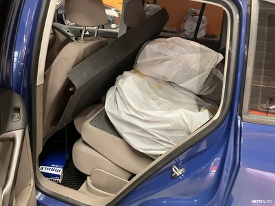 Volkswagen Tiguan 2008, kuva 7/10