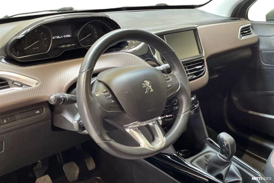 Peugeot 2008 Vision VTi 82 2015, kuva 7/36