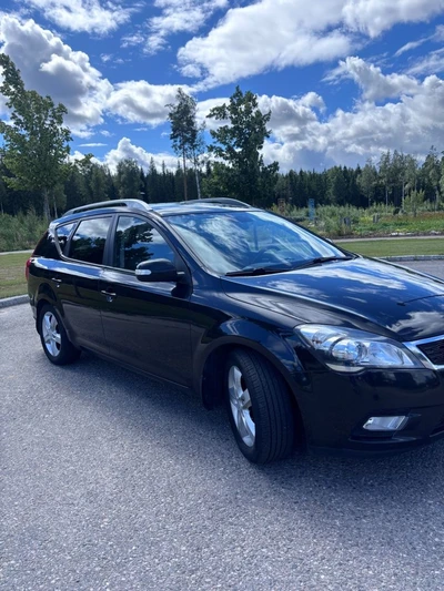 Kia Ceed 2012, kuva 3/16