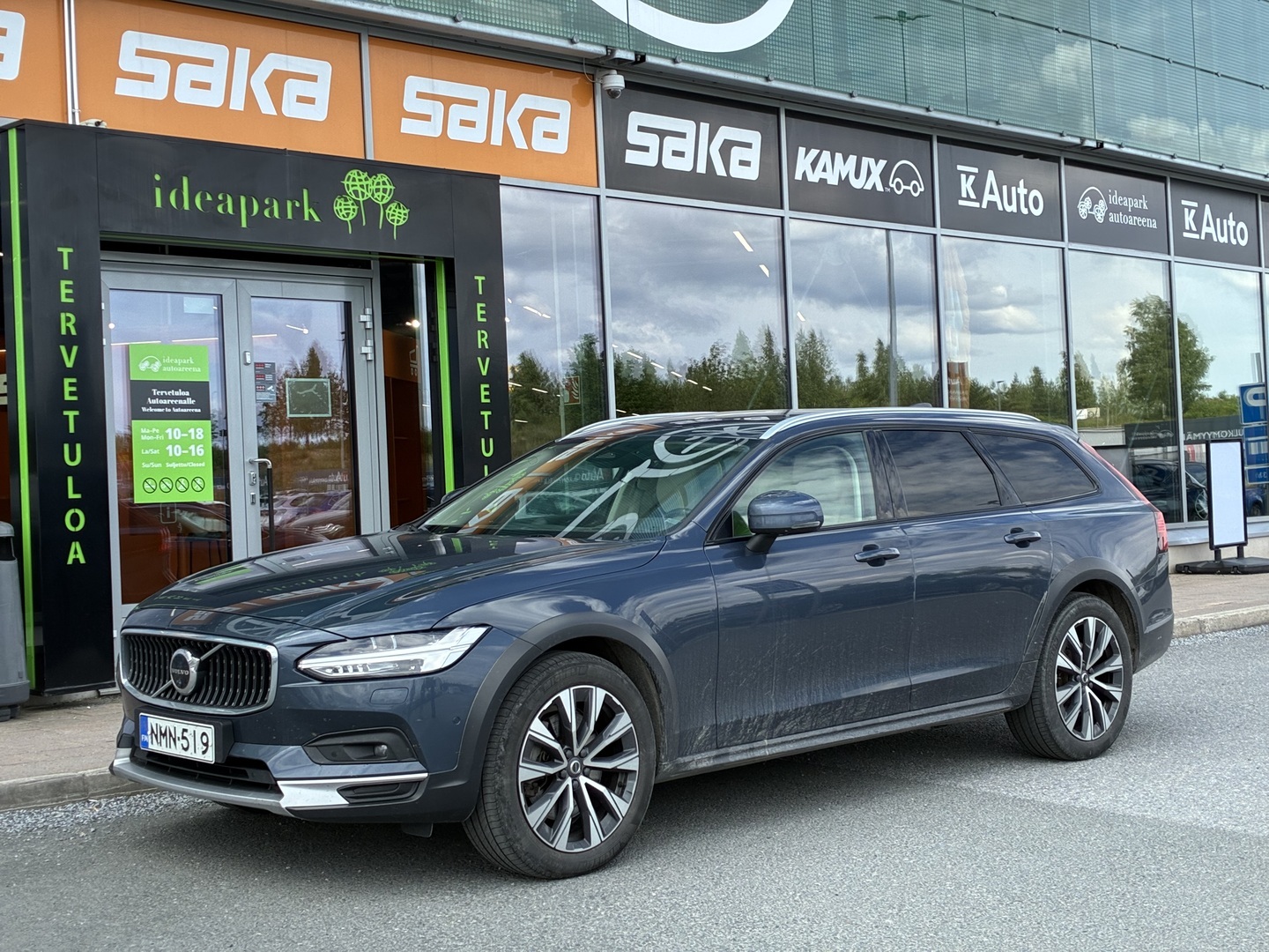 Volvo V90 Cross Country