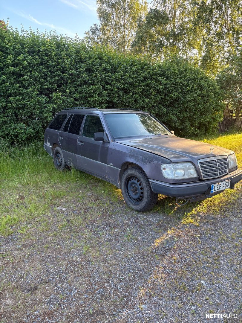 Mercedes-Benz 300
