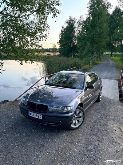 BMW 330 xi 2003, kuva 1/10