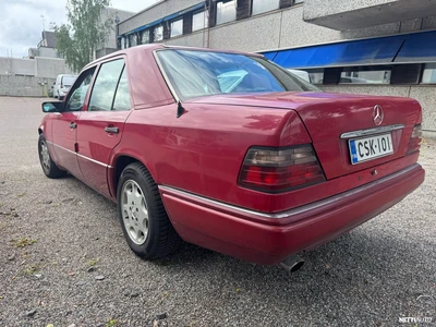 Mercedes-Benz 250 250D W124 Auttomatti 1994, kuva 2/21