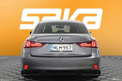 Lexus IS 300h Executive 2014, photo 7/71