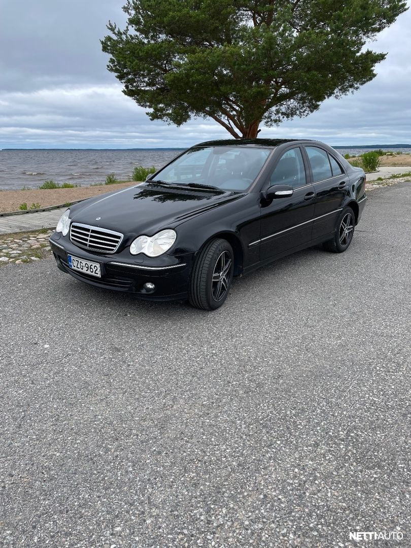 Mercedes-Benz C 180