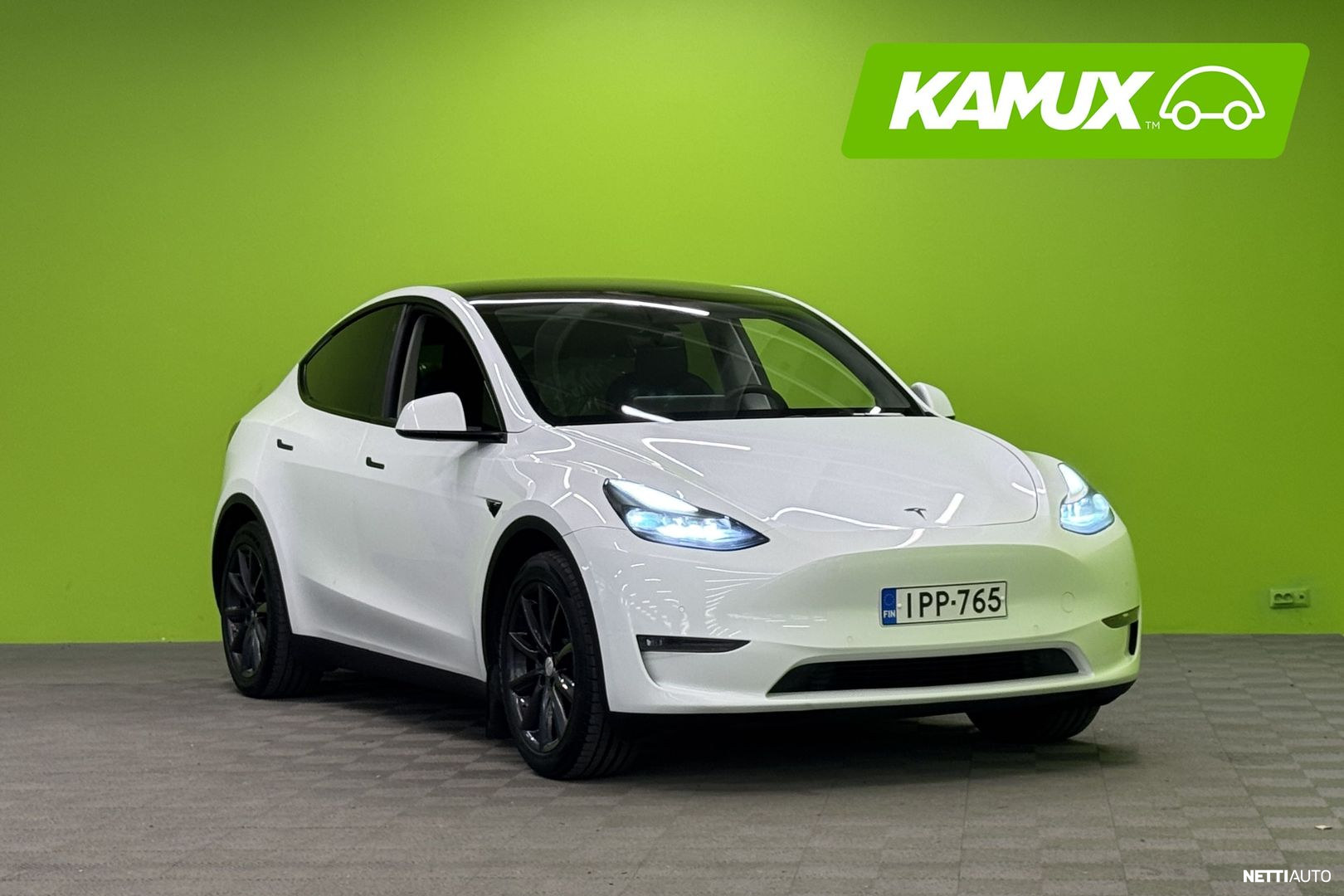 Tesla Model Y Long Range