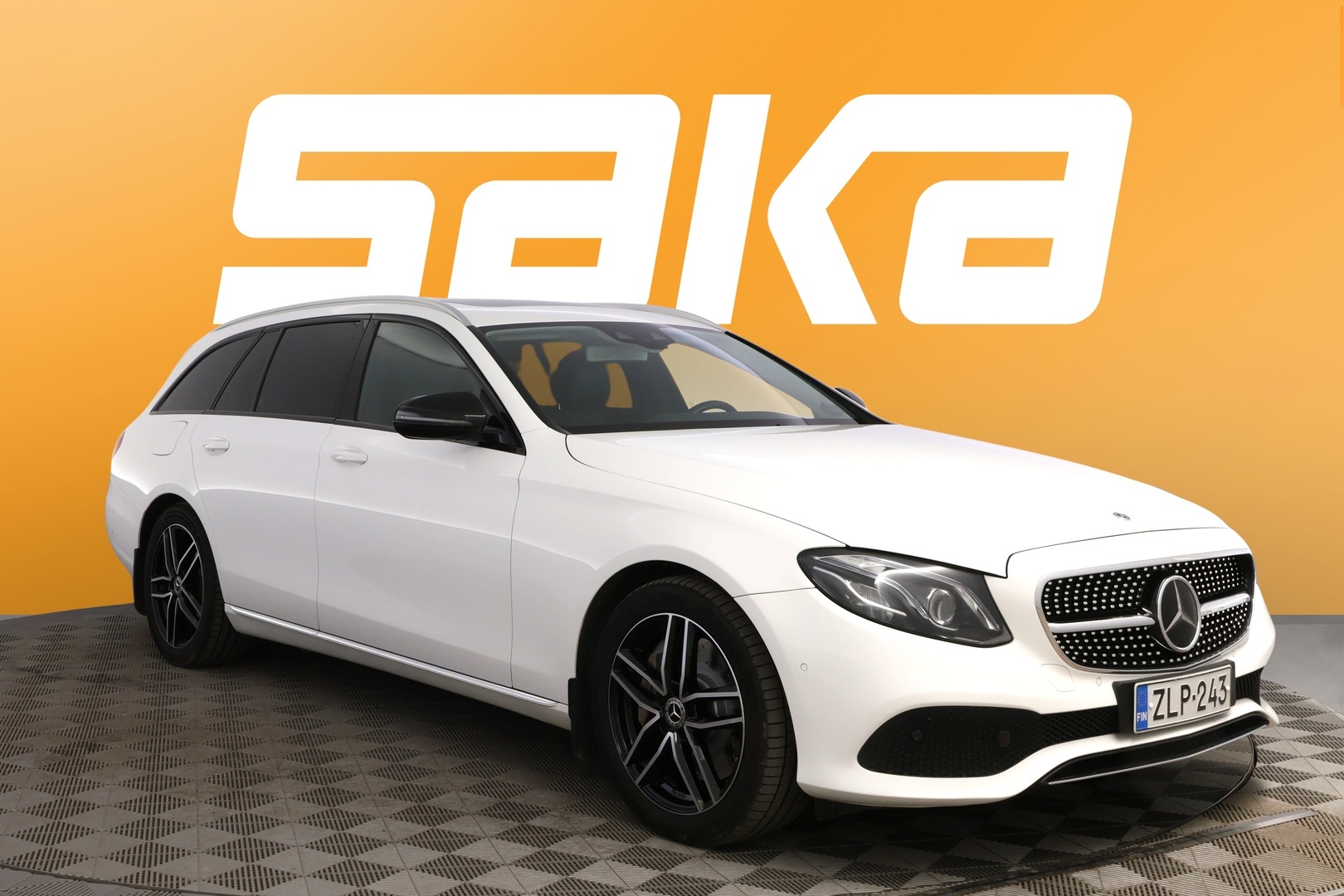 Mercedes-Benz E 400 4Matic T A Premium Business