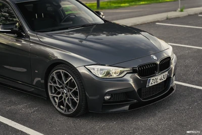 BMW 330 F30 2016, kuva 7/21