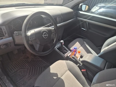 Opel Vectra 2004, kuva 7/10