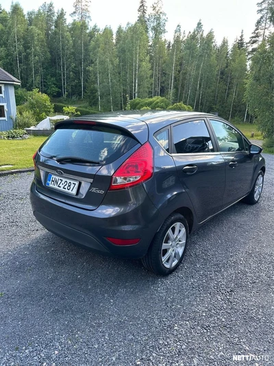 Ford Fiesta 2010, kuva 7/24