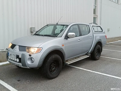 Mitsubishi L200 2006, photo 1/18