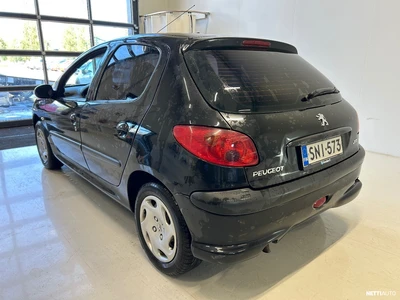 Peugeot 206 1,6 XT 5ov 2006, photo 5/18