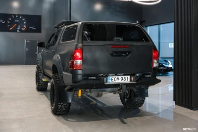 Toyota Hilux 2017, photo 5/25