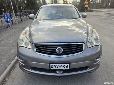 Nissan Skyline 2010, photo 6/10