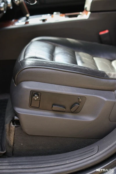 Volkswagen Touareg 2003, kuva 6/22