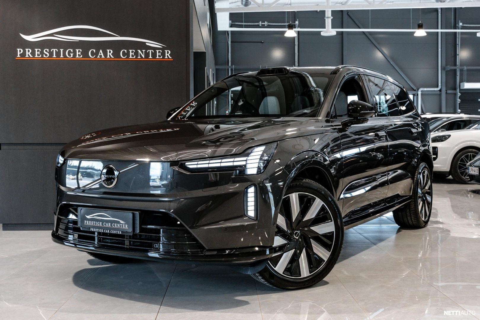Volvo EX90