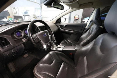 Volvo XC60 D5 AWD Summum aut 2012, kuva 7/9