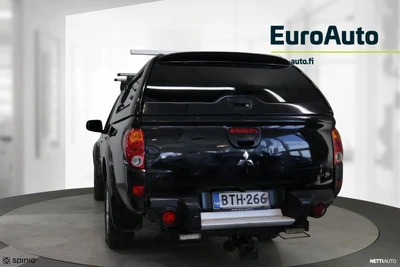 Mitsubishi L200 Double Cab 2,5 DI-D AT 2014, photo 5/18