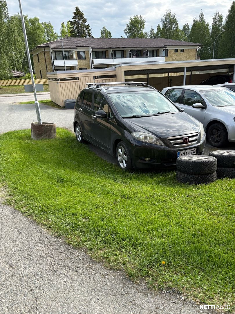 Honda FR-V