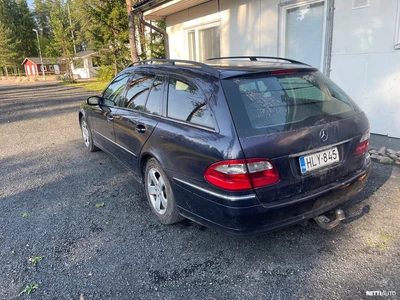 Mercedes-Benz E 2005, kuva 3/8