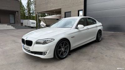BMW 520 2011, photo 5/23