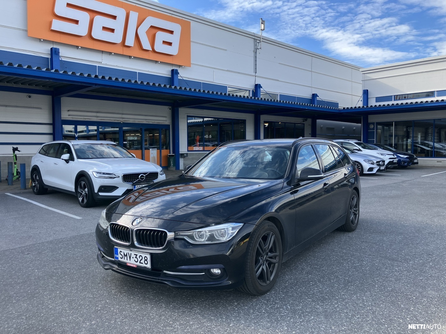 BMW 320