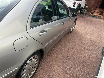 Mercedes-Benz C 220 CDI 2006, kuva 3/8