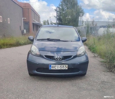 Toyota Aygo 1.0 5-ov 2008, kuva 2/28