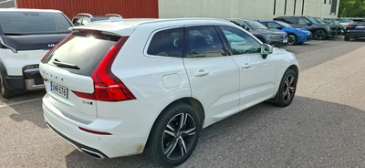 Volvo XC60 D4 AWD Business R-Design aut 2018, photo 4/5