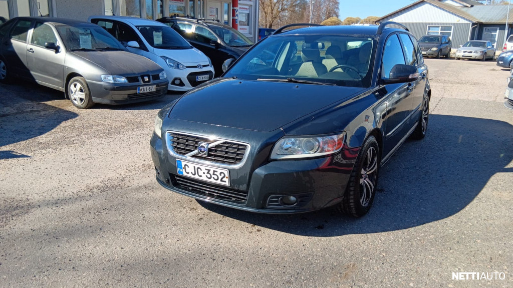 Volvo V50