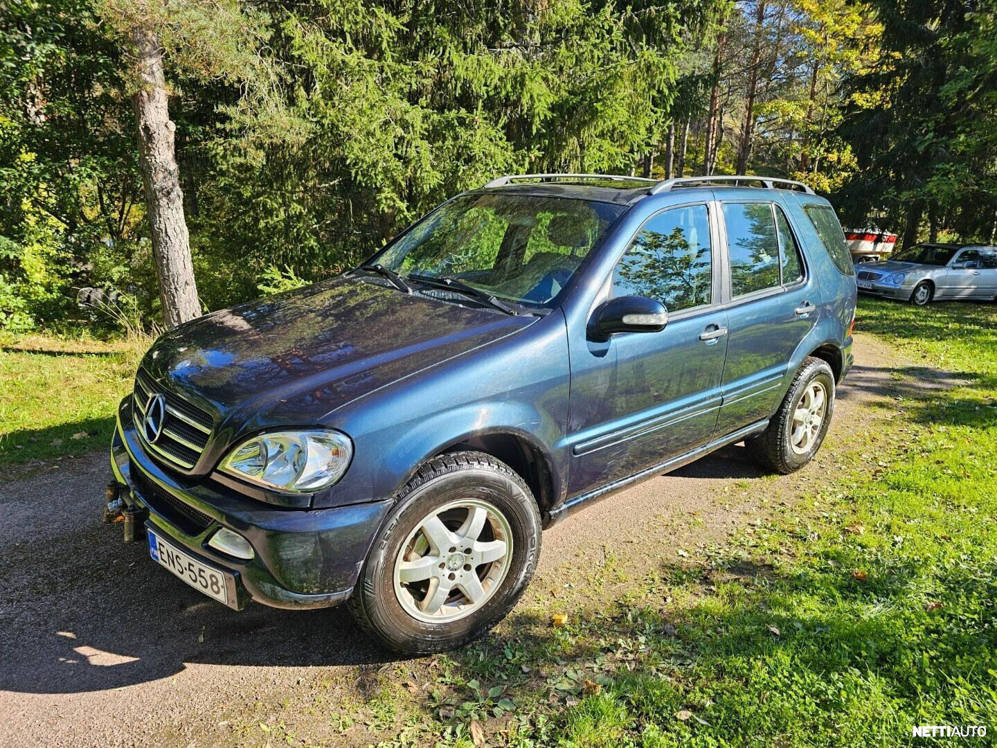 Mercedes-Benz 400