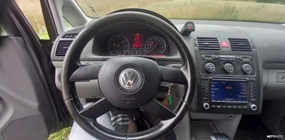 Volkswagen Touran 2006, kuva 5/5