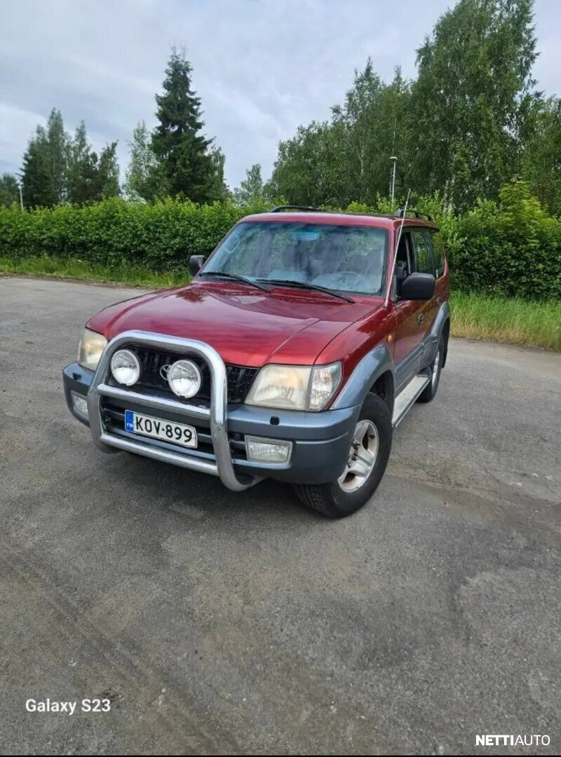 Toyota Land Cruiser