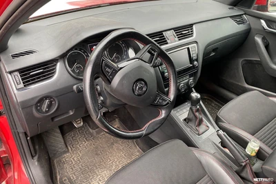 Skoda Octavia Combi 2,0 TDI 184 RS 2016, kuva 3/3