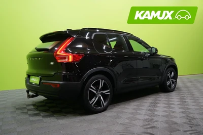 Volvo XC40 2021, photo 4/37