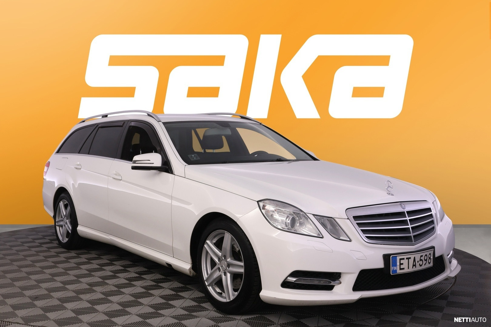 Mercedes-Benz E
