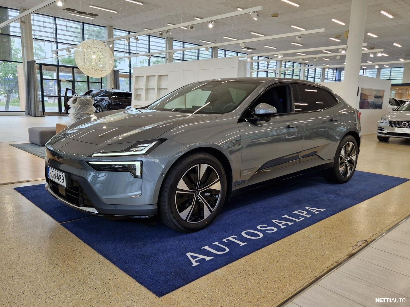 Polestar 4