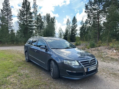 Volkswagen Passat 2010, kuva 2/21