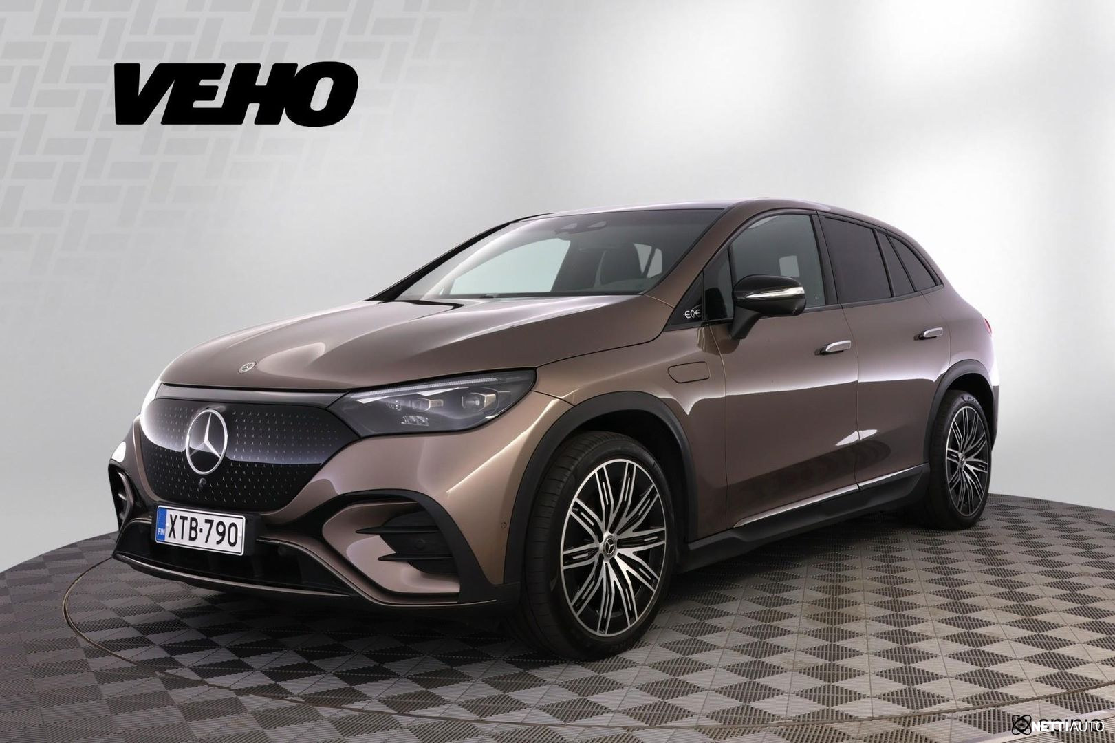 Mercedes-Benz EQE SUV