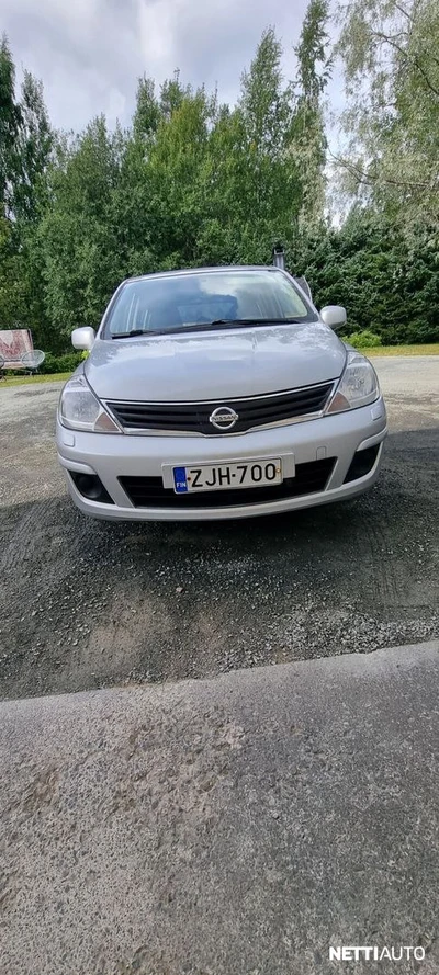 Nissan Tiida 5d Visia 1,6 L 5M/T 2010, photo 2/6