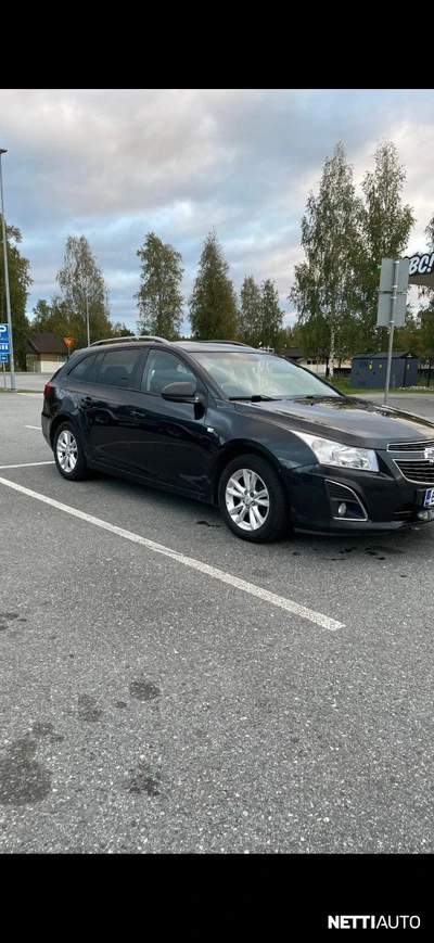 Chevrolet Cruze SW LT 1,4T 103kW MT6 2013, kuva 1/3