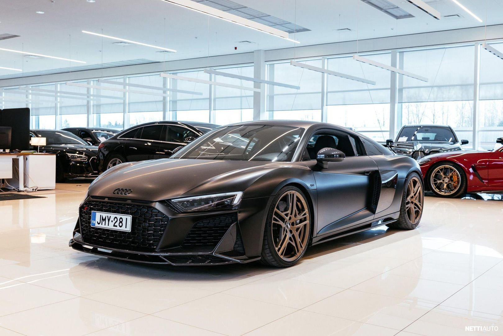 Audi R8