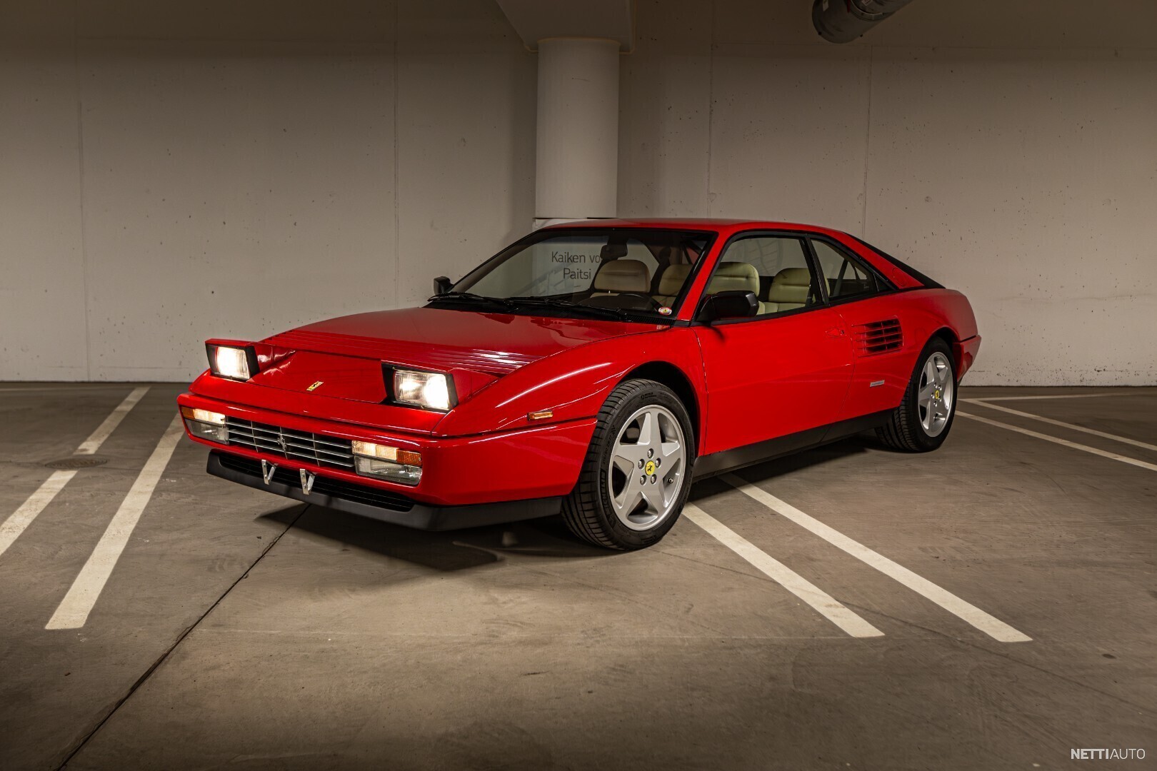 Ferrari Mondial