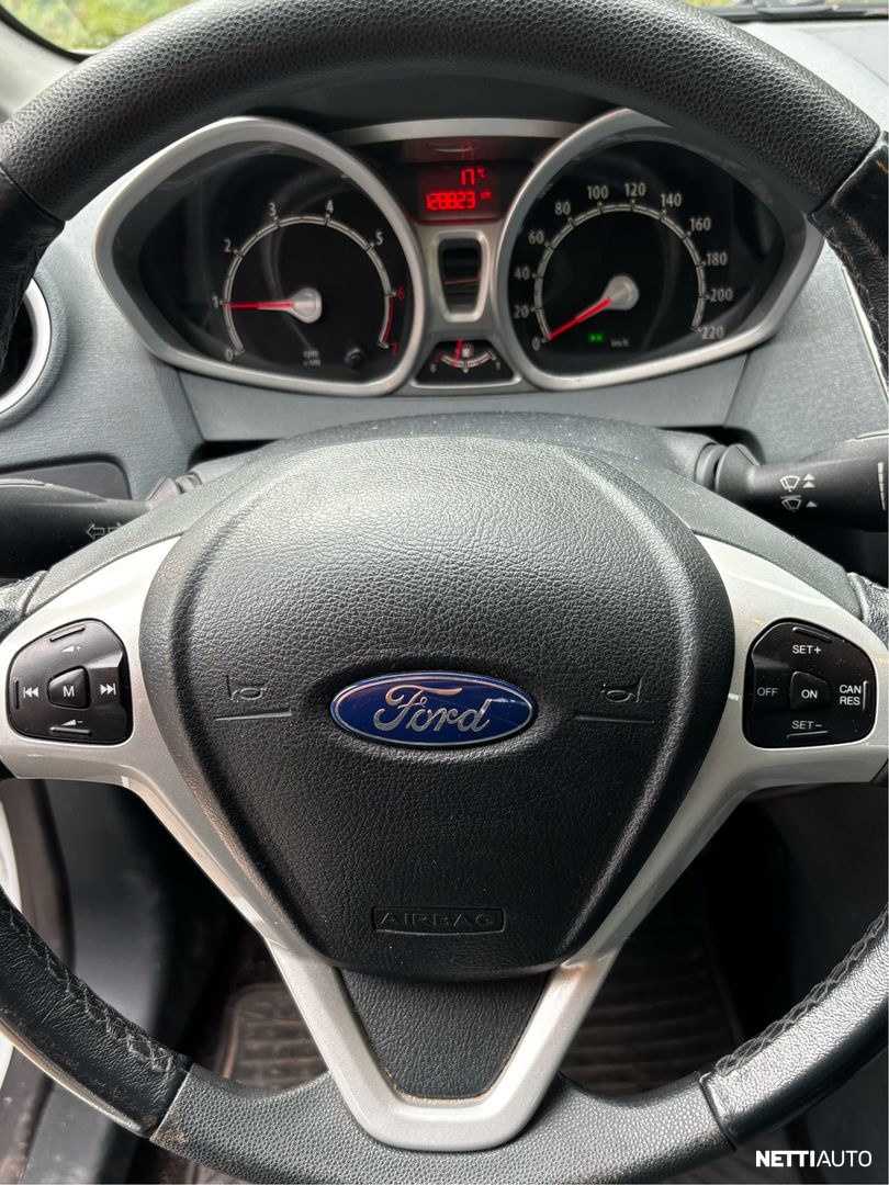 Ford Fiesta 2009, photo 6/11