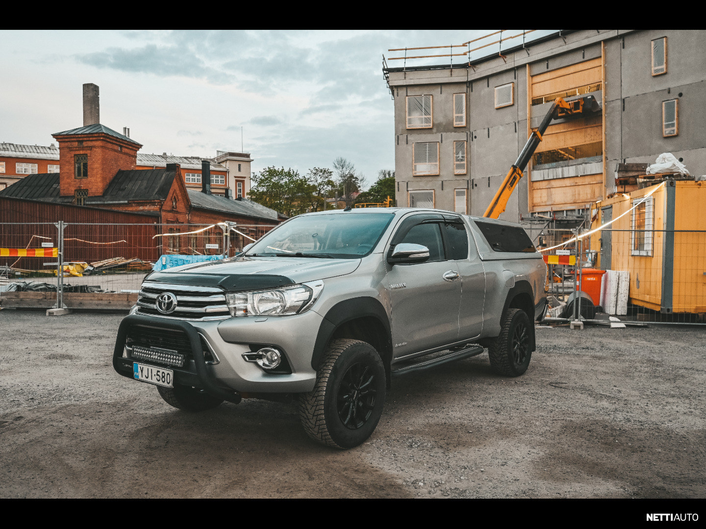 Toyota Hilux
